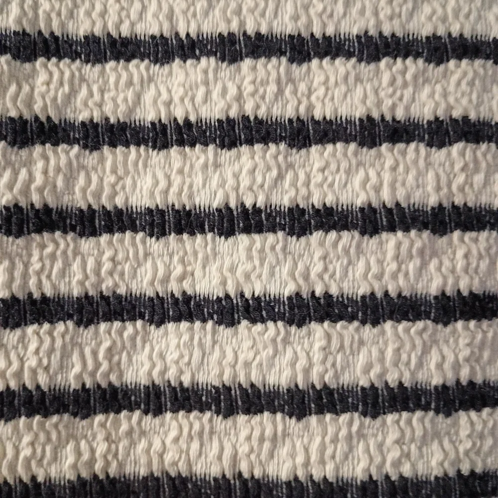 Gilli Women's Sleeveless Blouse Top Black and White Striped Size‎ Large L EUC - Picture 5 of 5